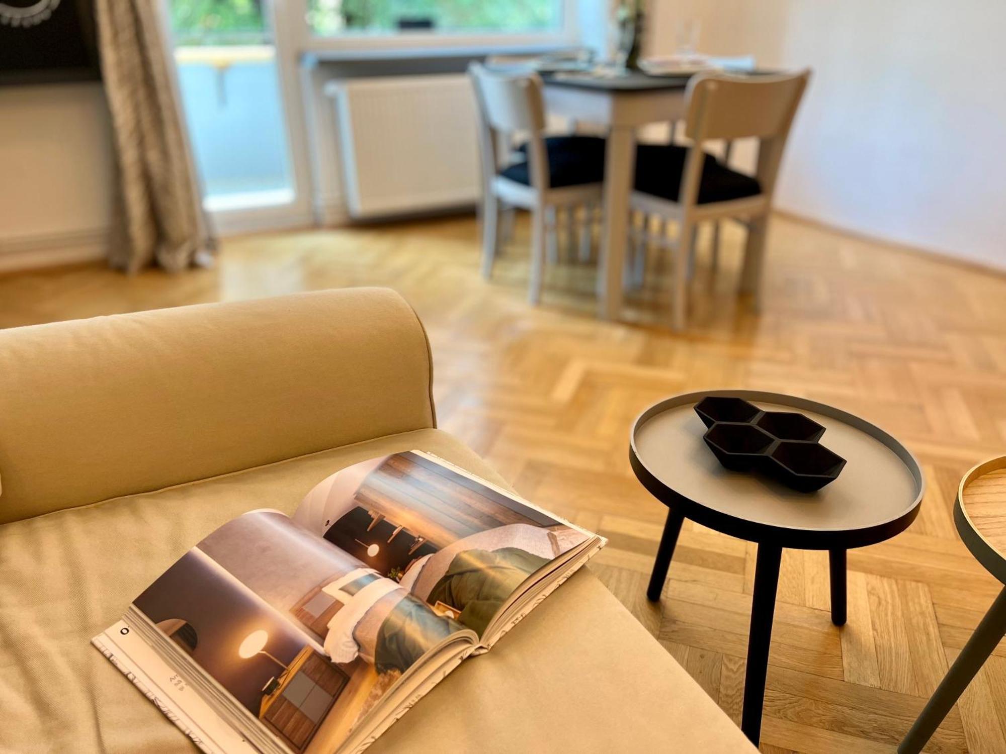 בראשוב Castanilor 6 - Hip Industrial Apartment Close To City Centre מראה חיצוני תמונה