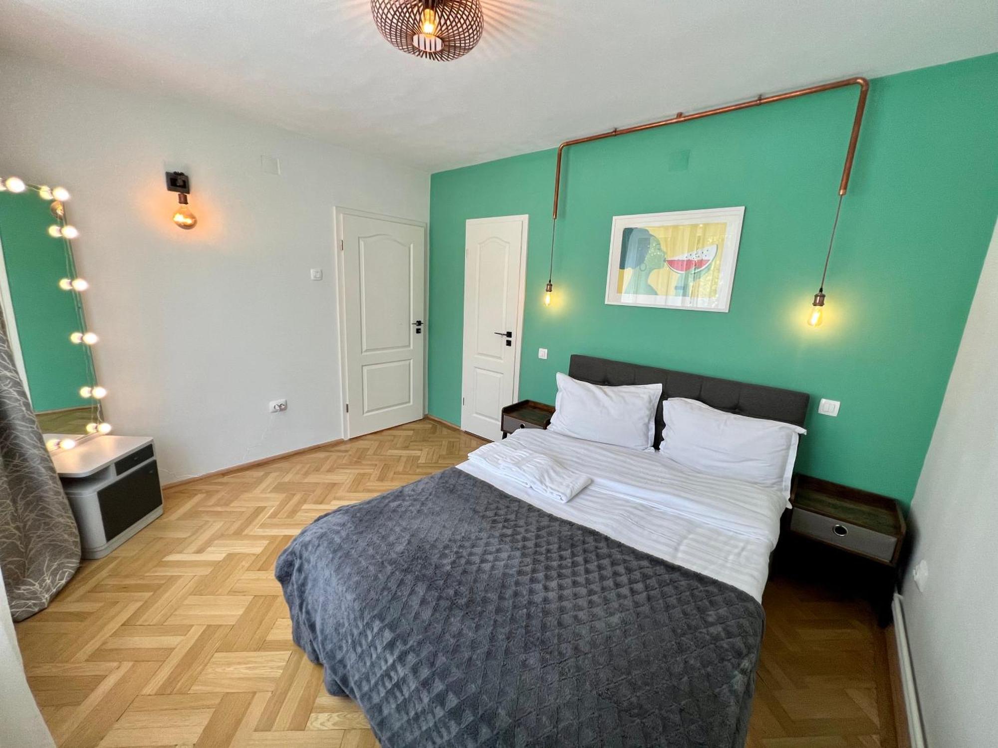 בראשוב Castanilor 6 - Hip Industrial Apartment Close To City Centre מראה חיצוני תמונה