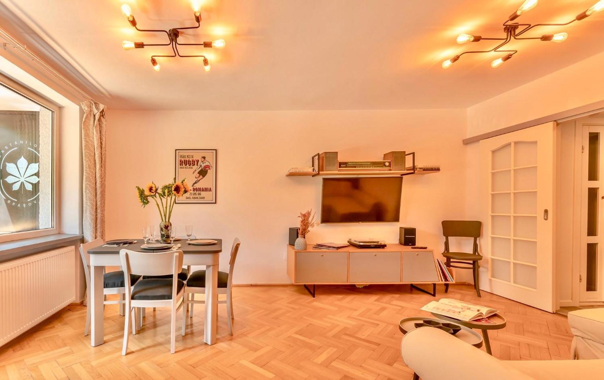 בראשוב Castanilor 6 - Hip Industrial Apartment Close To City Centre מראה חיצוני תמונה